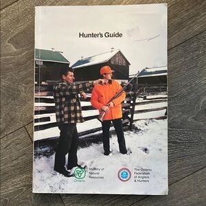 Ministry of Natural Resources Hunter's Guide 1982